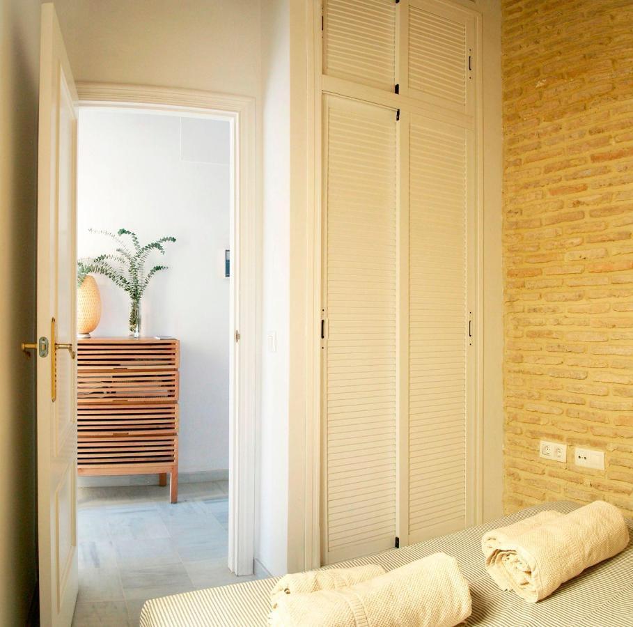 Appartamento Trianabridgeviews ático Con Vistas Al Puente De Triana Calle Castilla 38